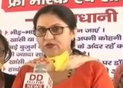 झुग्गी के बच्चों एवं माता-पिता को कोरोना वायरस से बचने के गुर सिखाए